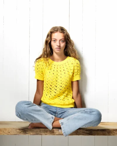 Bluse med hulmønster, 2924
