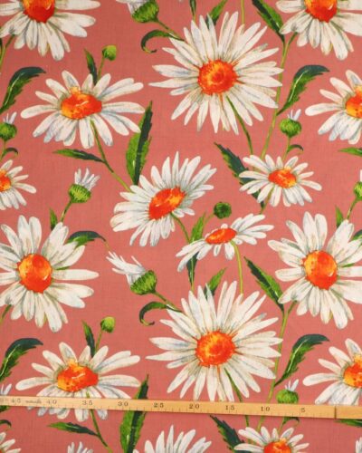 Margueritter (store) på mørk gammelrosa - Viskose (creppet)