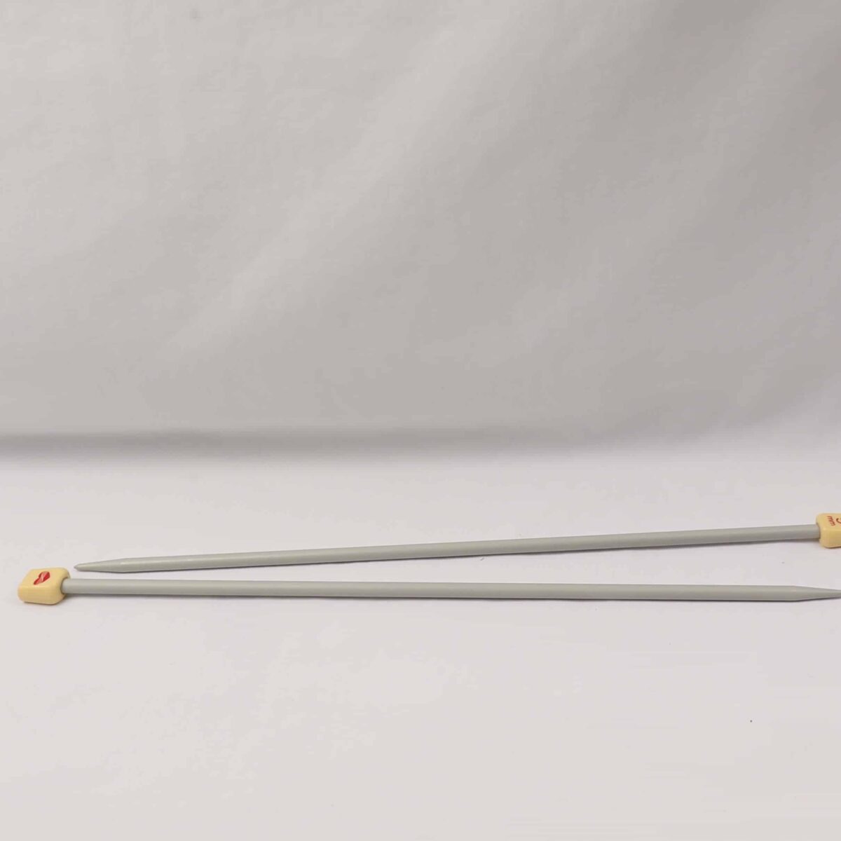 Strikkepind - Plast 6 mm