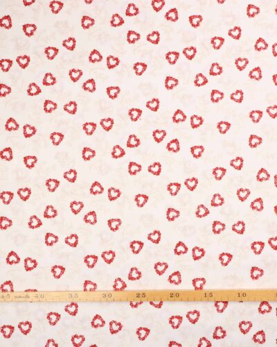 Hvid med rosenhjerter og duer - Patchwork