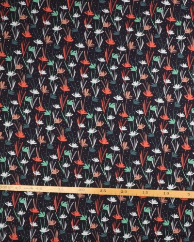 Blomster på marineblå bundfarve - Jersey