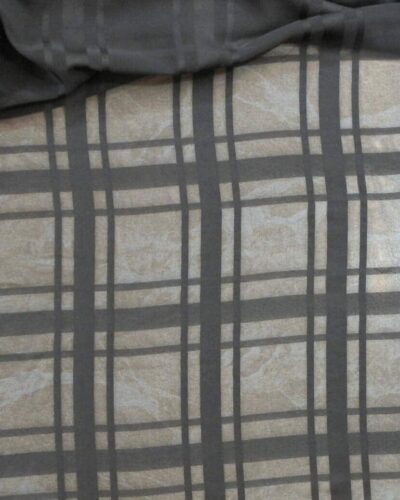 Sort m. kvadrater - Chiffon, polyester