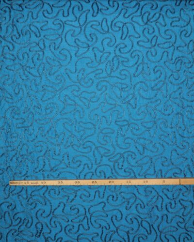 Mørk turkis m. påsyet mønster - Thaisilke