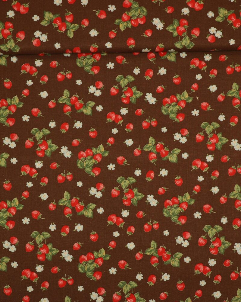 Jordbær på brun - Patchwork - Info mangler