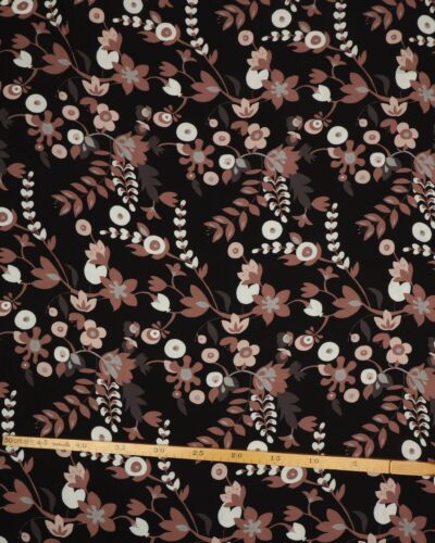 Blomstermønster på sort - Viskose