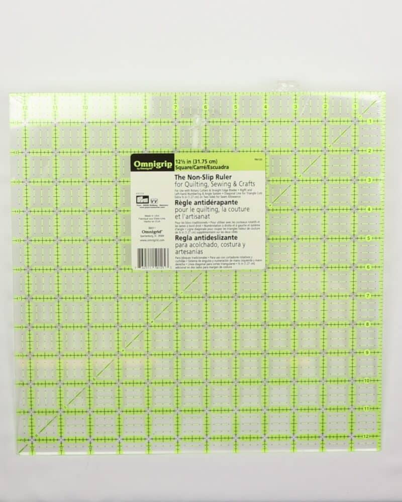 Universal lineal 12½ x 12½ inch fra Prym - Prym