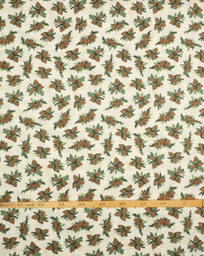 Kogler og grønt på offwhite bund - Patchwork