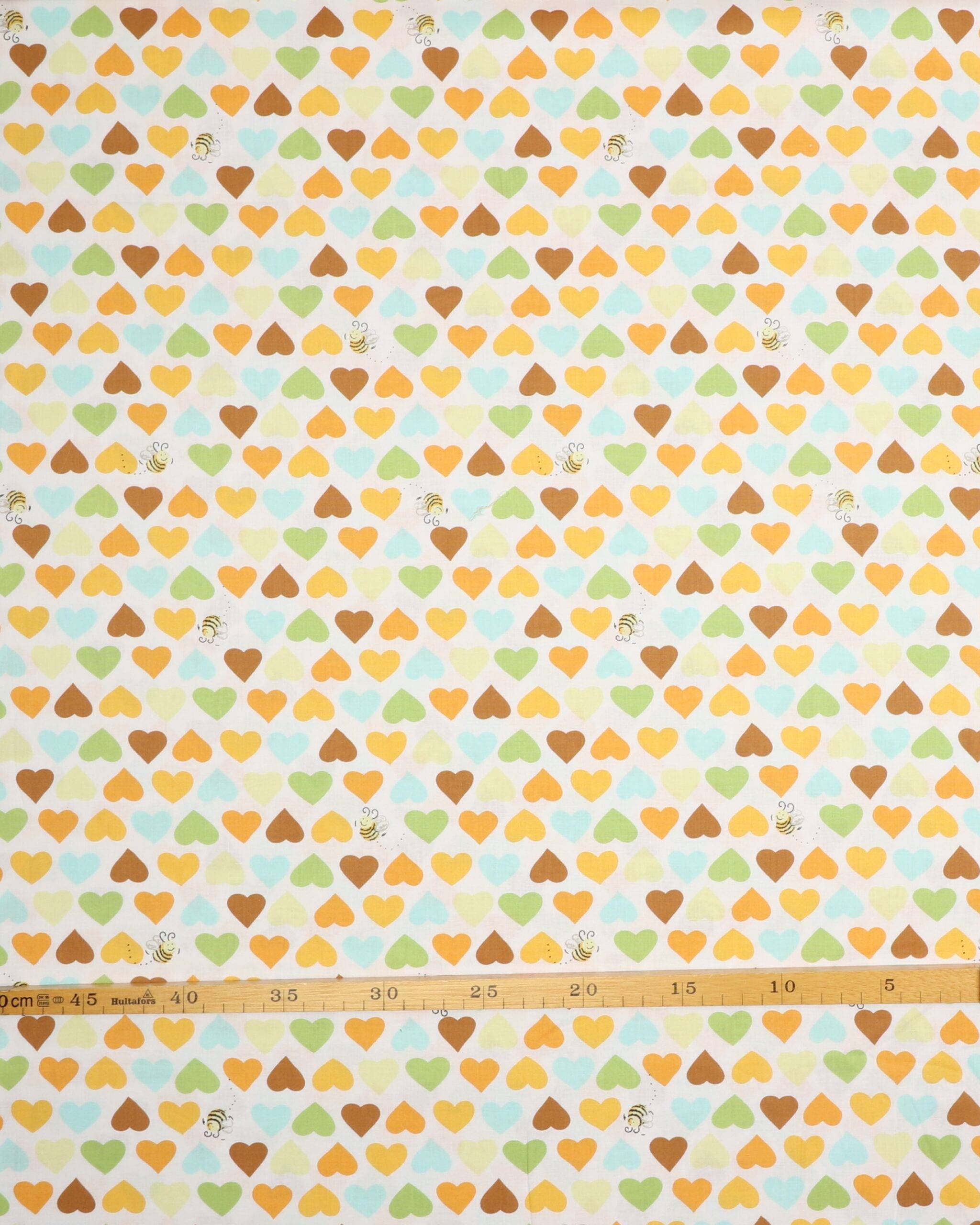 Hjerter og en lille bi på hvid - Patchwork 5 Hjerter og en lille bi på hvid - Patchwork - Billede 3