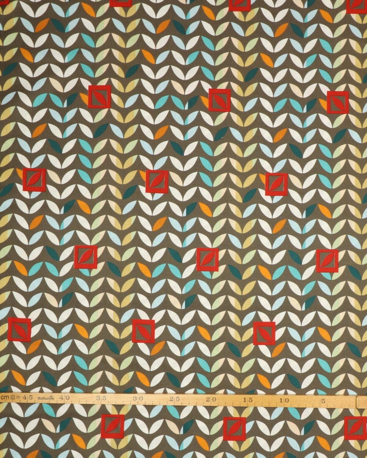 Grå med farvede bladmønster - Patchwork - Billede 3