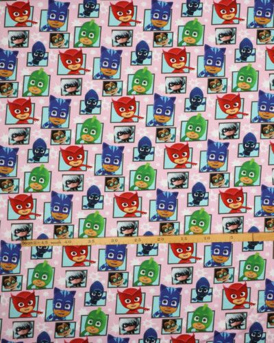 Pyjamasheltene og skurke på lyserød - Jersey