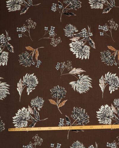 Blomster på brun - Viskose