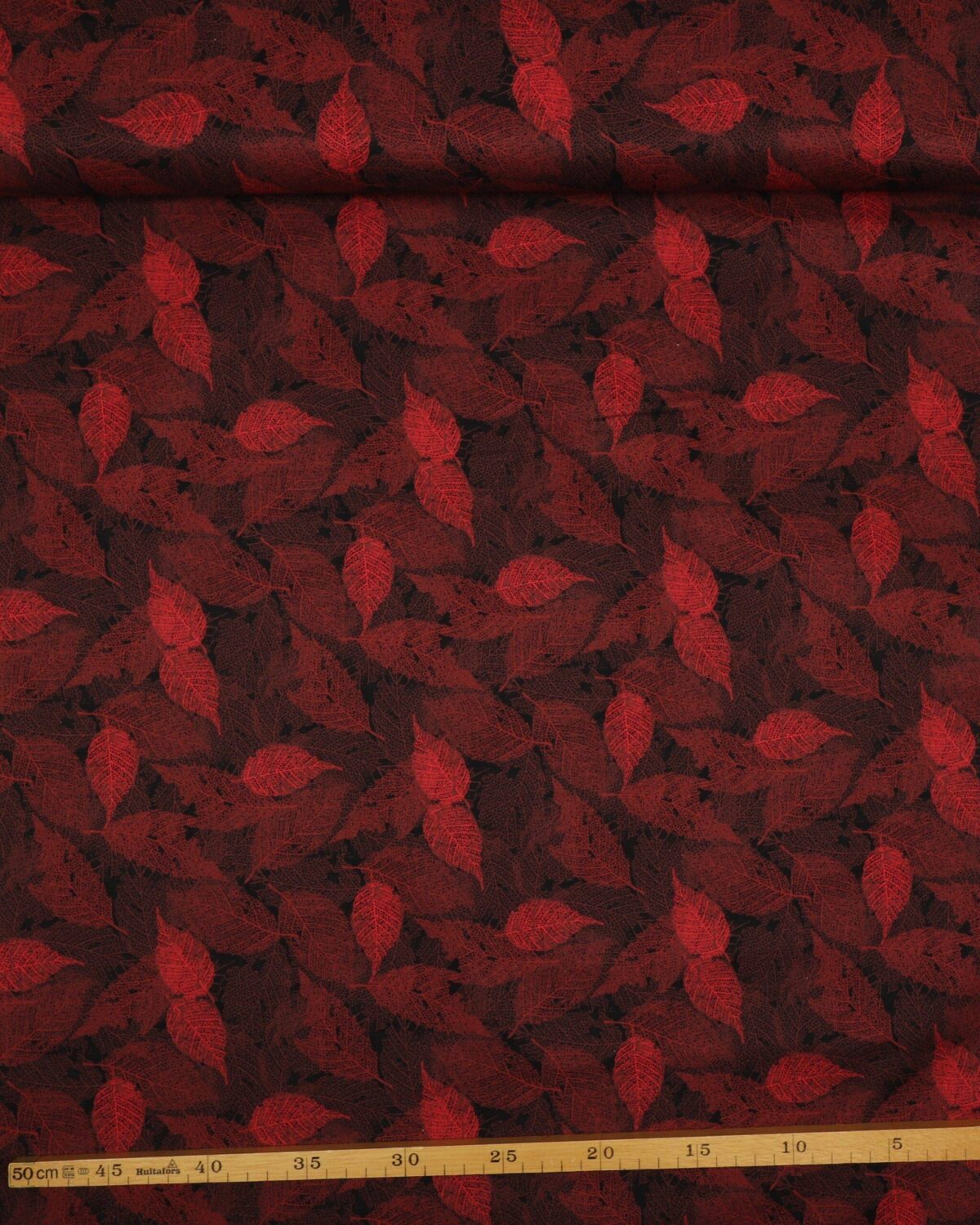 Blade i røde nuancer på sort - Patchwork - Image 3