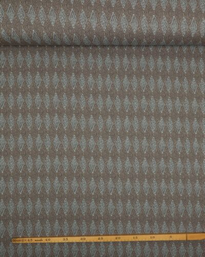 Mønster i grå, lys brun og lys blå - Strik