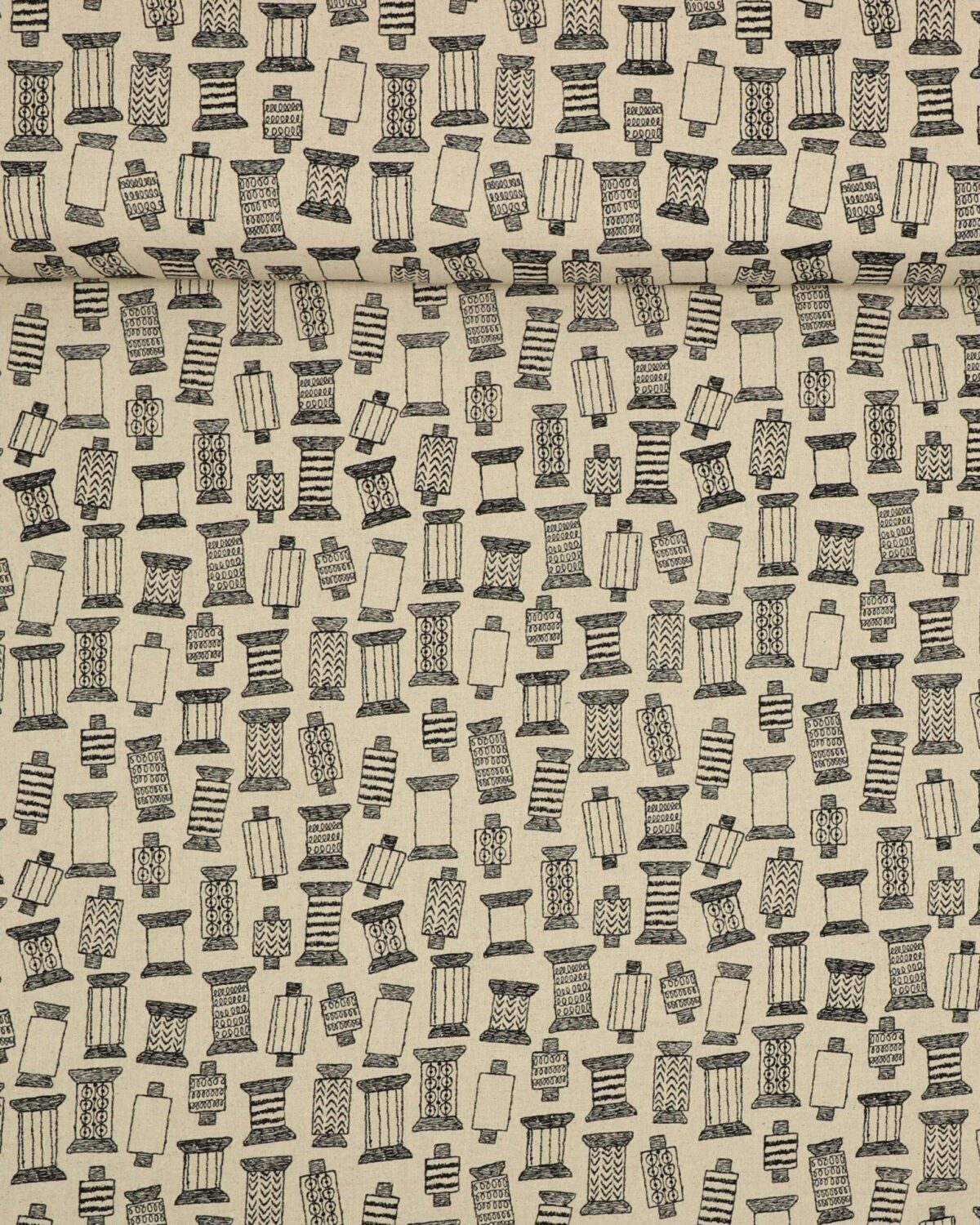 Garntrisser på naturfarvet bund - Patchwork