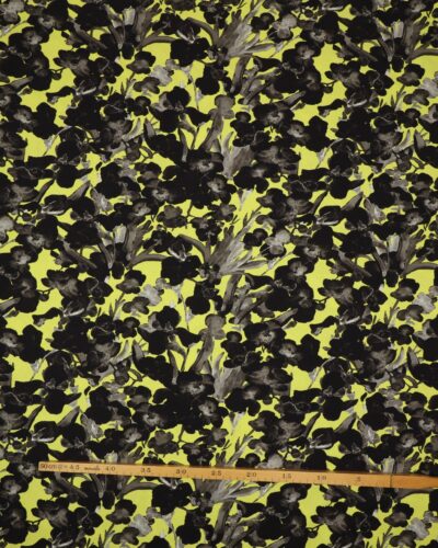 Sorte og grå blomster på gul bund - Jersey 7 Sorte og grå blomster på gul bund - Jersey