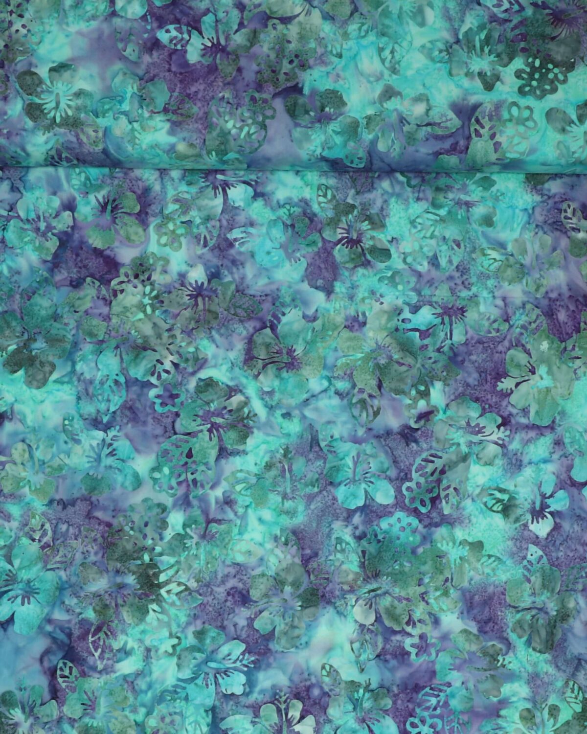 Turkis, grønne og lilla nuancer m. blomster - Bali