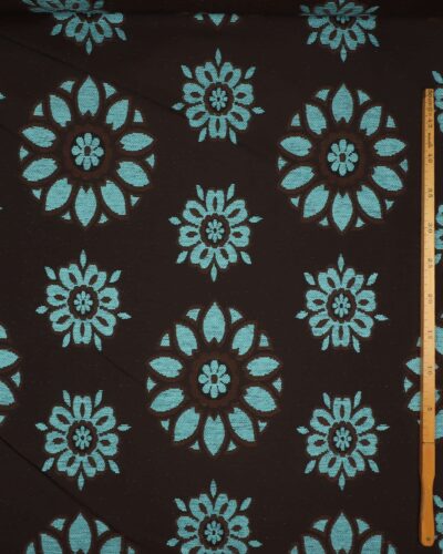 Mørkebrun m. store turkise blomster - Møbelstof 8 Mørkebrun m. store turkise blomster - Møbelstof
