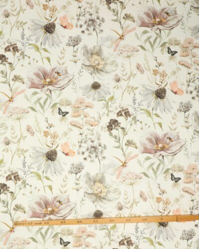 Blomster, bier og sommerfugle - Boligtekstil