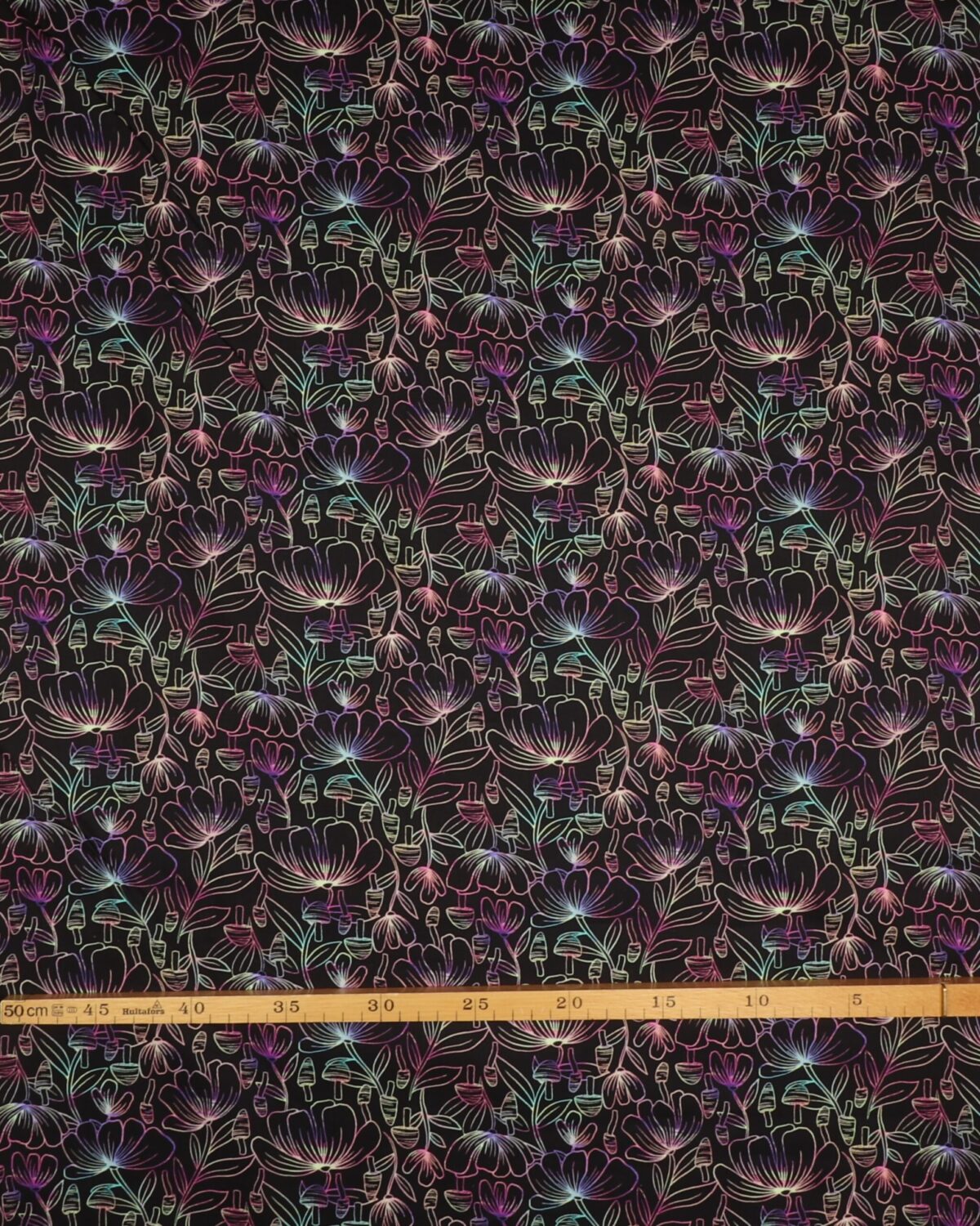 Luminous daydream, blomster og svampe på sort - Patchwork - Billede 3