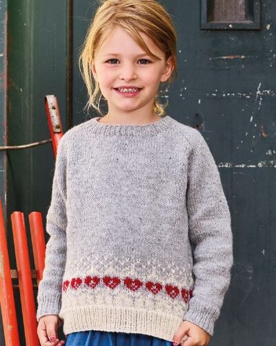 Raglanbluse med hjerter 2-12 år - Permin