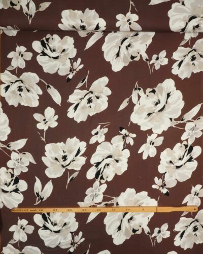 Brun m. store blomster - Twillvævet viskose