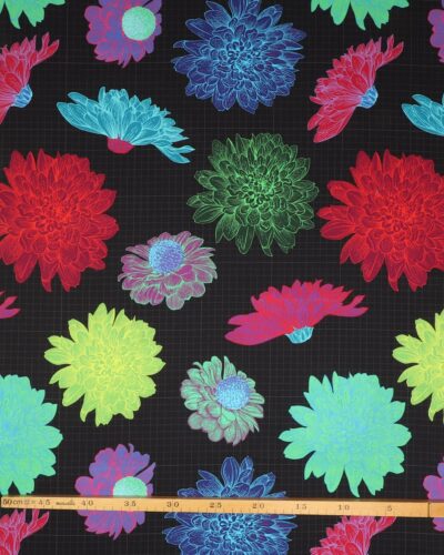 Radiate Life, blomster på sort bund - Patchwork