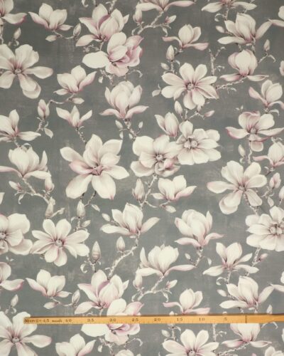 Blomster på grå bundfarve - Boligtekstil 7 Blomster på grå bundfarve - Boligtekstil