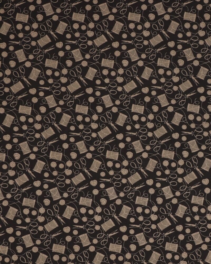 Love you sew, sakse, tråd og knapper på sort - Patchwork - Studioe fabrics