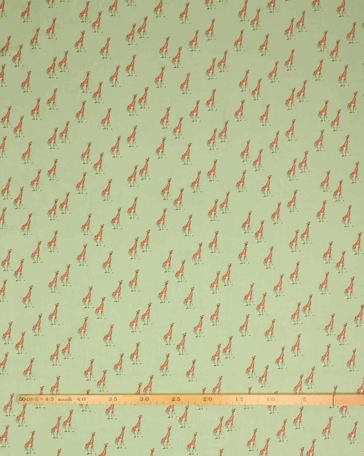 Lysegrøn med giraffer - Viskose - Billede 3