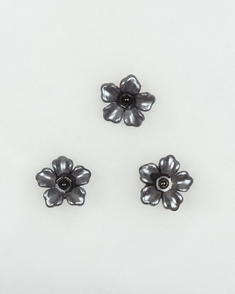 Blomst, mørkegrå - 12 mm -
