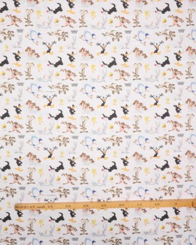 Looney tunes figurer på hvid bund - Bomuld