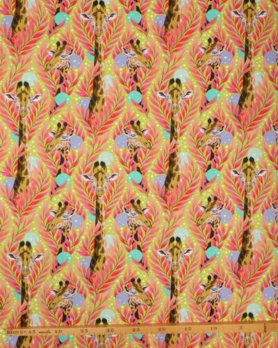 Neck For Days, olivengrøn giraf - Tula Pink 7 Neck For Days, olivengrøn giraf - Tula Pink