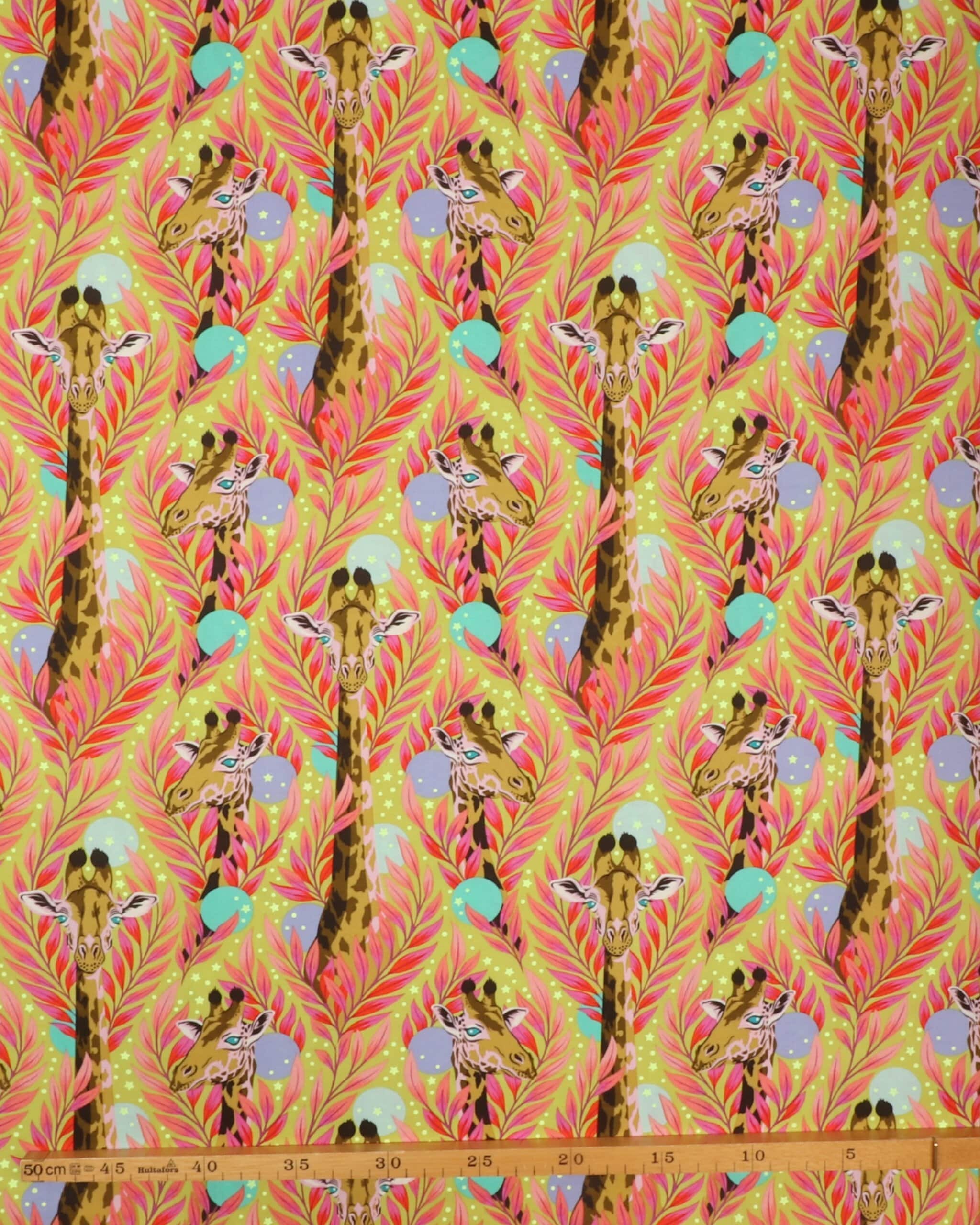 Neck For Days, olivengrøn giraf - Tula Pink 5 Neck For Days, olivengrøn giraf - Tula Pink - Billede 3