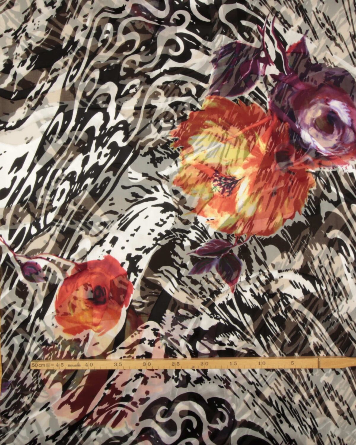 Sort/hvid med blomster - Silkechiffon - Billede 3