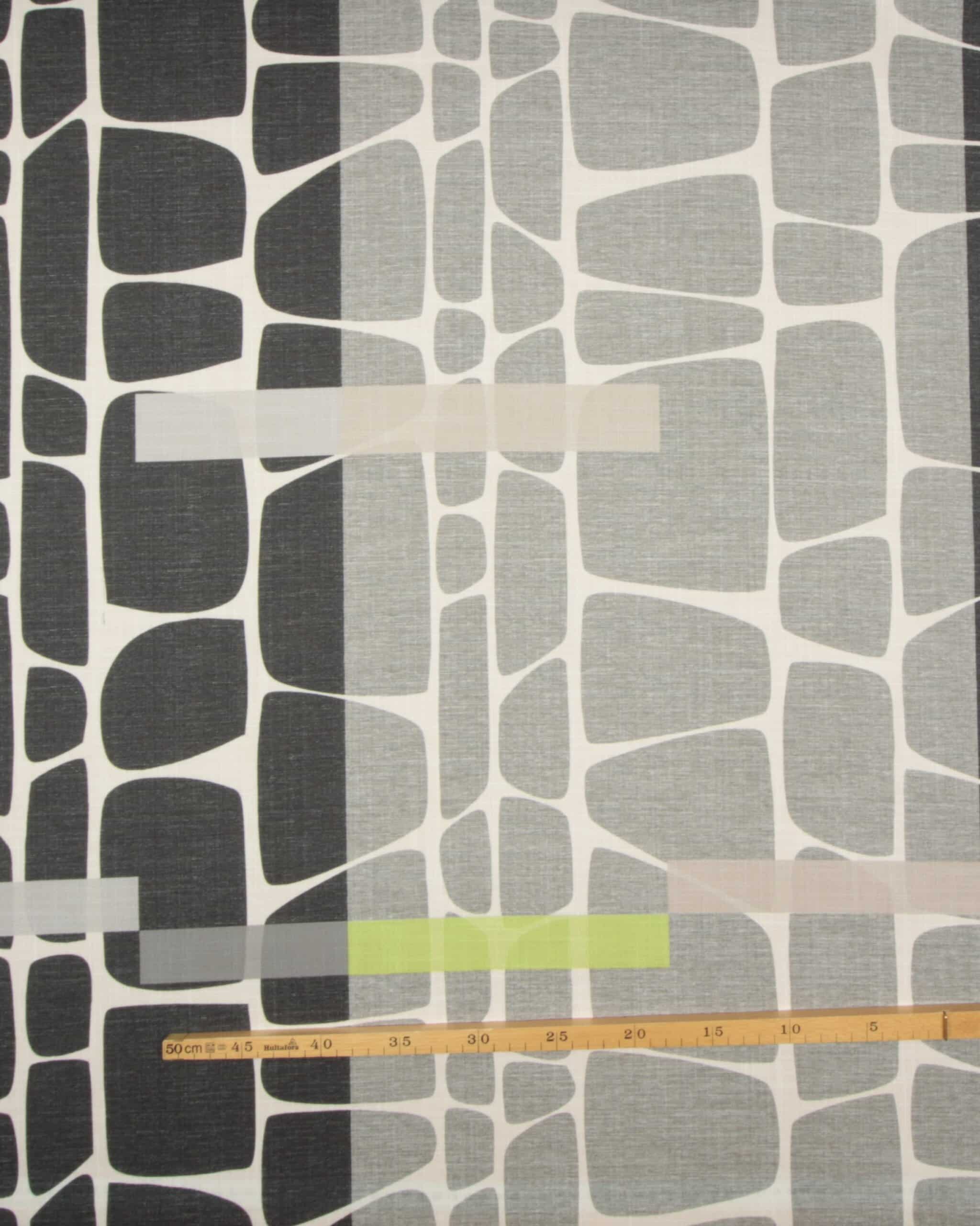 Let lyst gardin m. gråt/koksgråt mønster 6 Let lyst gardin m. gråt/koksgråt mønster - Billede 4