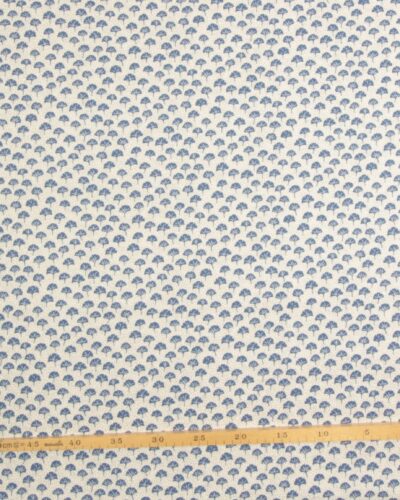 Arthur´s garden, Blå biloba blade og guld prikker på hvid - Liberty