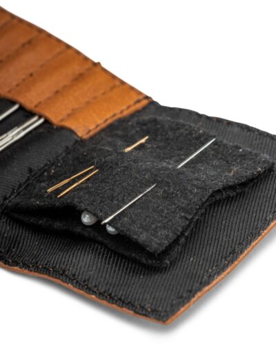 Carla, foldbart etui fra Muud