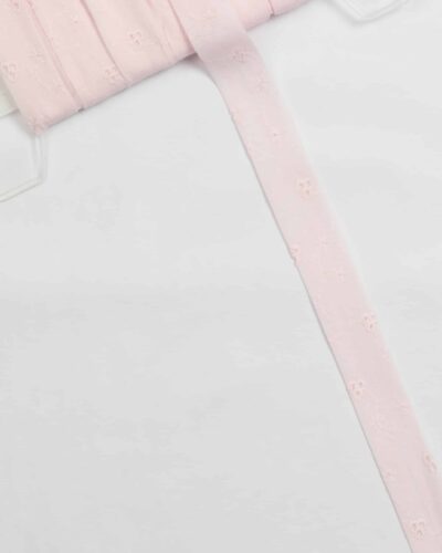 Lyserød broderie anglaise - 20 mm skråbånd