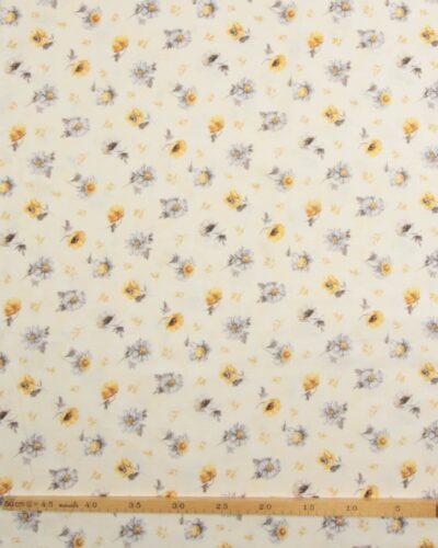 Fields og gold, blomster på lysegul - Patchwork