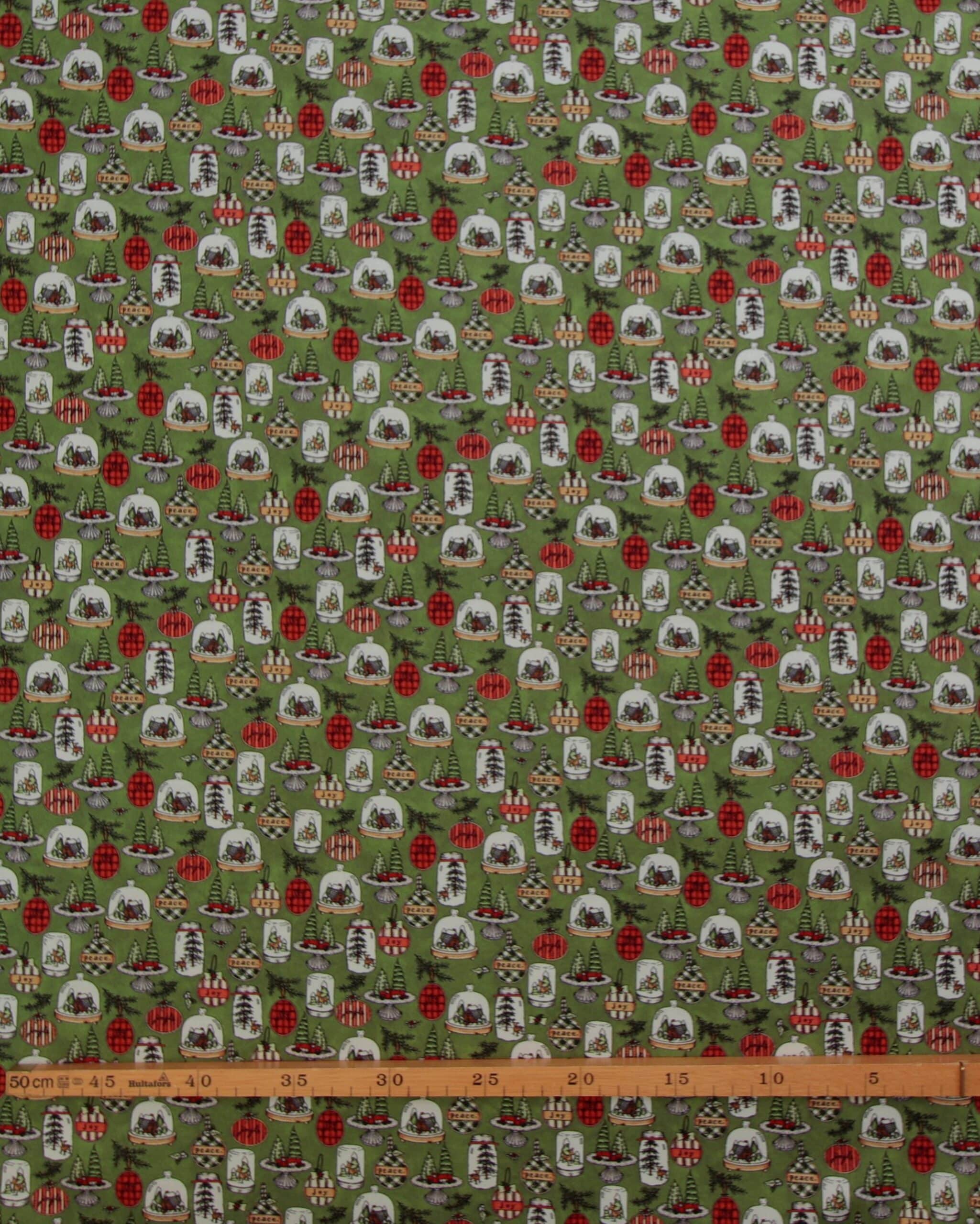 Homemade Hollydays, grøn m. pynt - Patchwork 4 Homemade Hollydays, grøn m. pynt - Patchwork - Billede 2