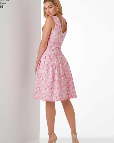 Kjole m/læg - str. 32-44 9 Kjole m/læg - str. 32-44