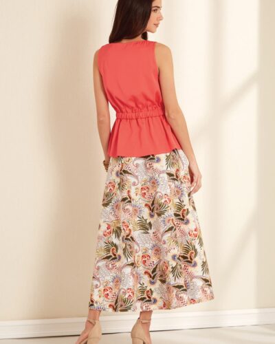 Nederdel m. vidde og bluse - str. 34-46