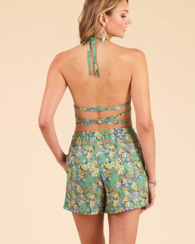 Jakke, shorts og bikinitop - str. 34-46
