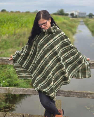 Tern, blå/vinrød/offwhite - Fleece