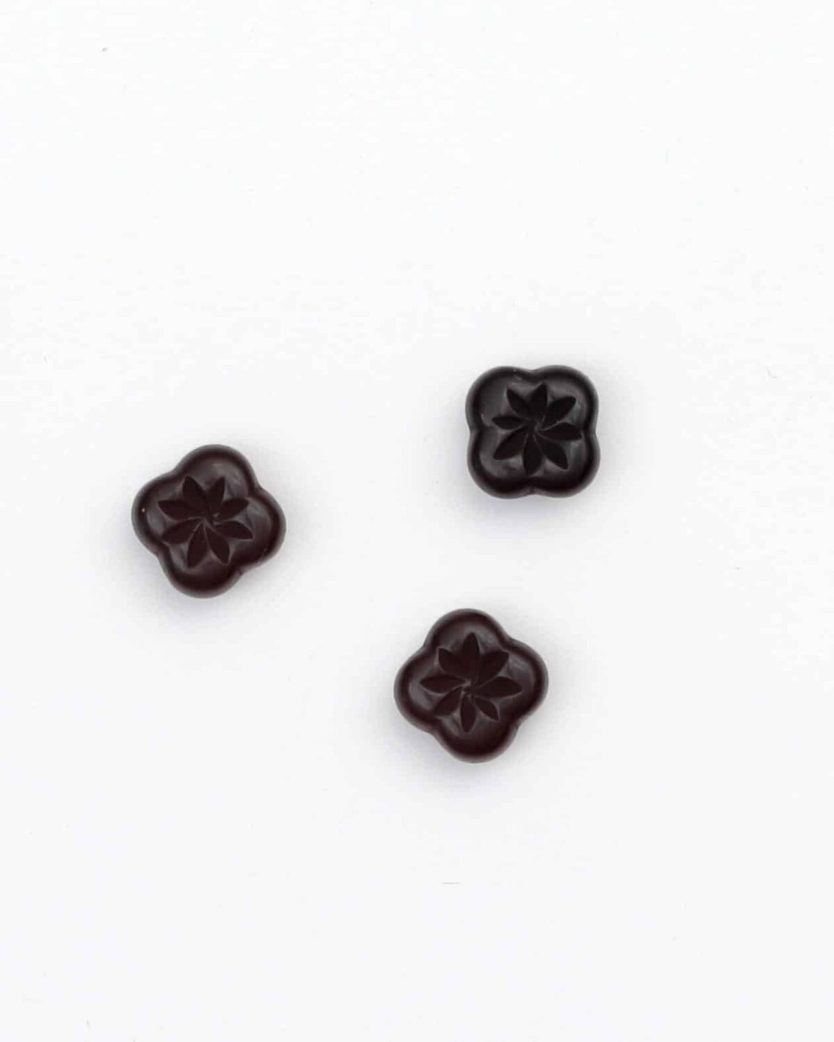 Øjeknap, sort blomst - 13 mm
