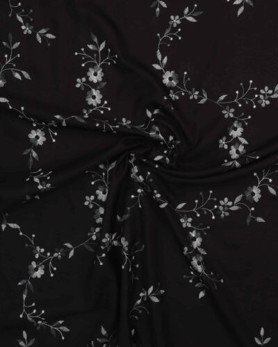 Sort voile med broderet blomster 7 Sort voile med broderet blomster