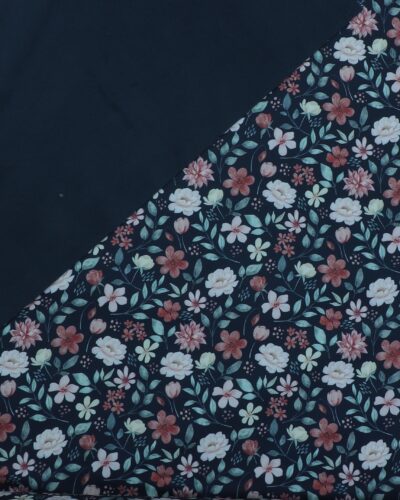 Blomster på mørkeblå - Softshell 7 Blomster på mørkeblå - Softshell