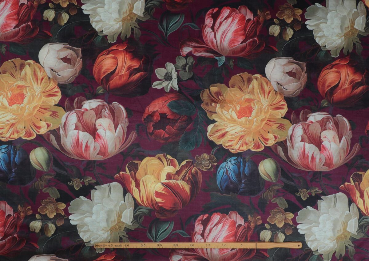 Store blomster på bordeaux - Møbelvelour - Billede 2