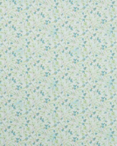 Blå blomster, grønne blade på offwhite - Patchwork