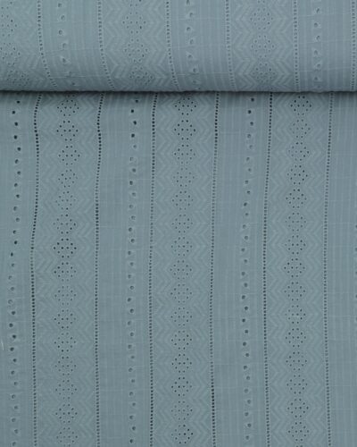 Støvet gråblå m. hulmønster i striber - Broderie Anglaise